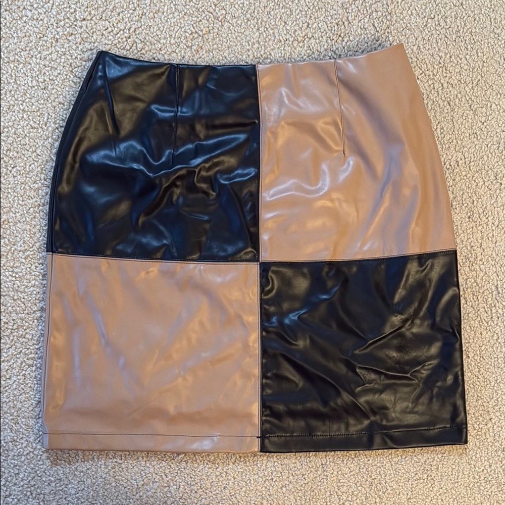 Stylish Black and Tan Women's Skirt